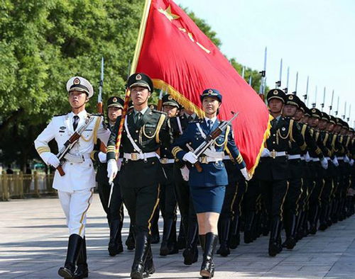 俄罗斯女兵方队检阅时响起喀秋莎